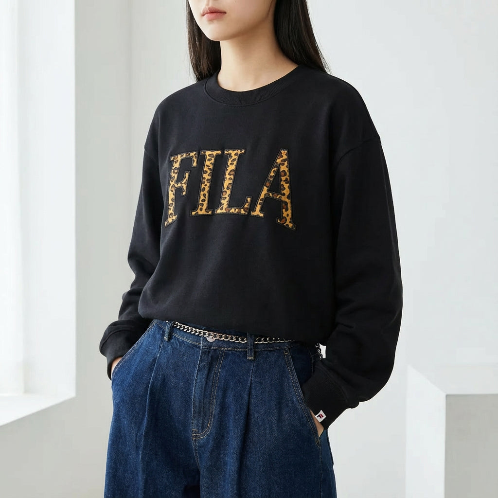 フィラ FILA 【公式別注】CREWNECK SWEATSHIRT / クルーネックスウェットシャツ （BLACK） BLACK