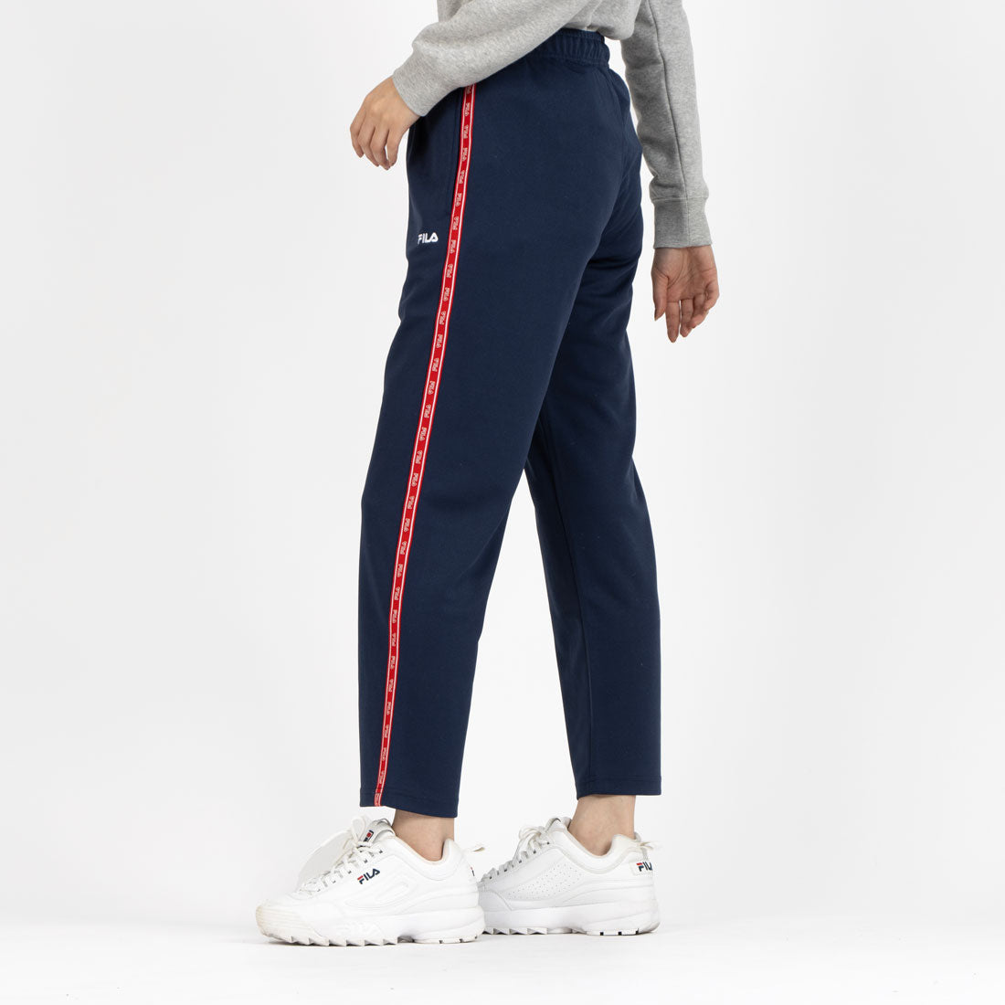 フィラ FILA ロゴテープジャージパンツ / LOGO TAPED JERSEY PANTS / カジュアルウェア / レディース （NV0） NAVY