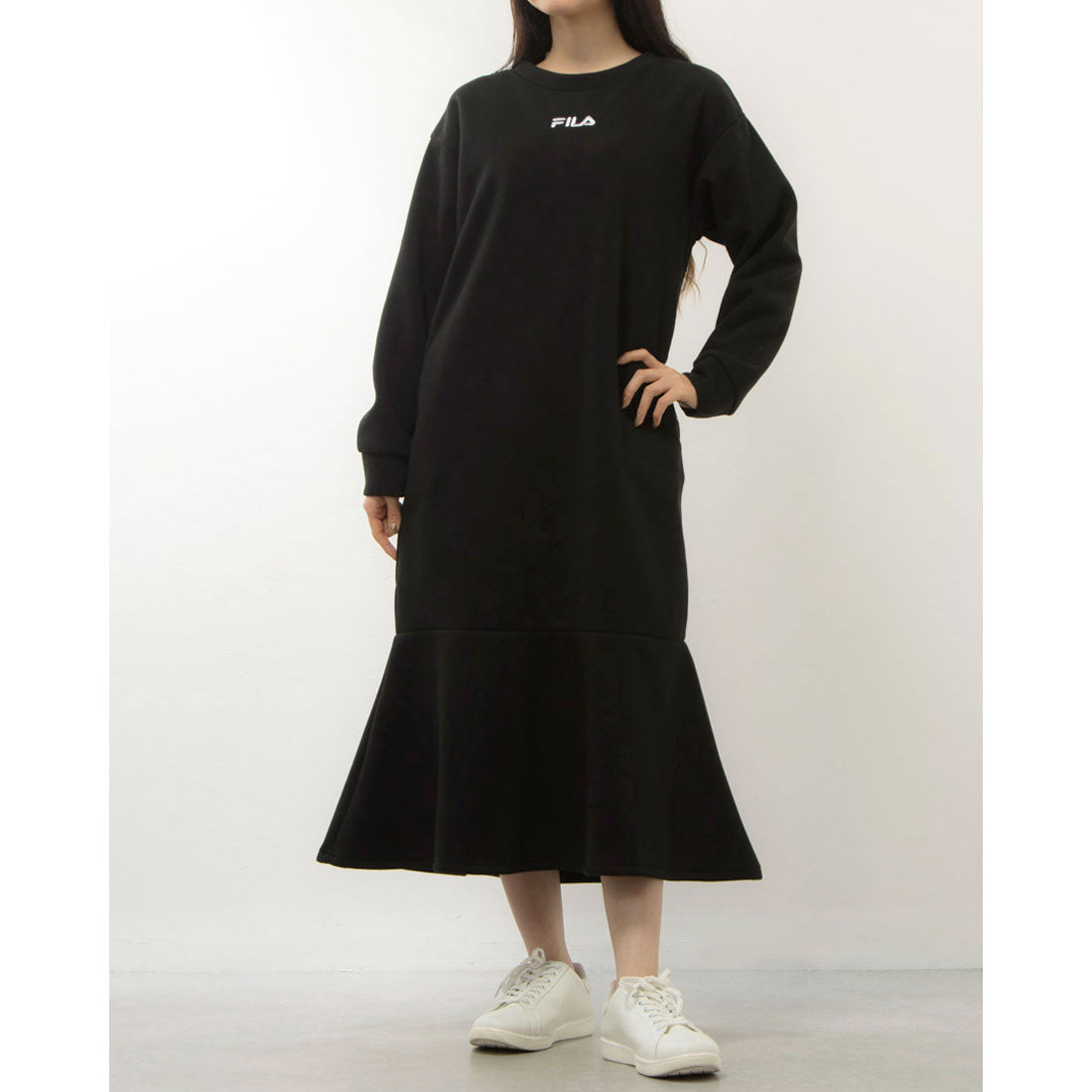 フィラ FILA ＜FILA＞裾フレアーワンピース,ブラック