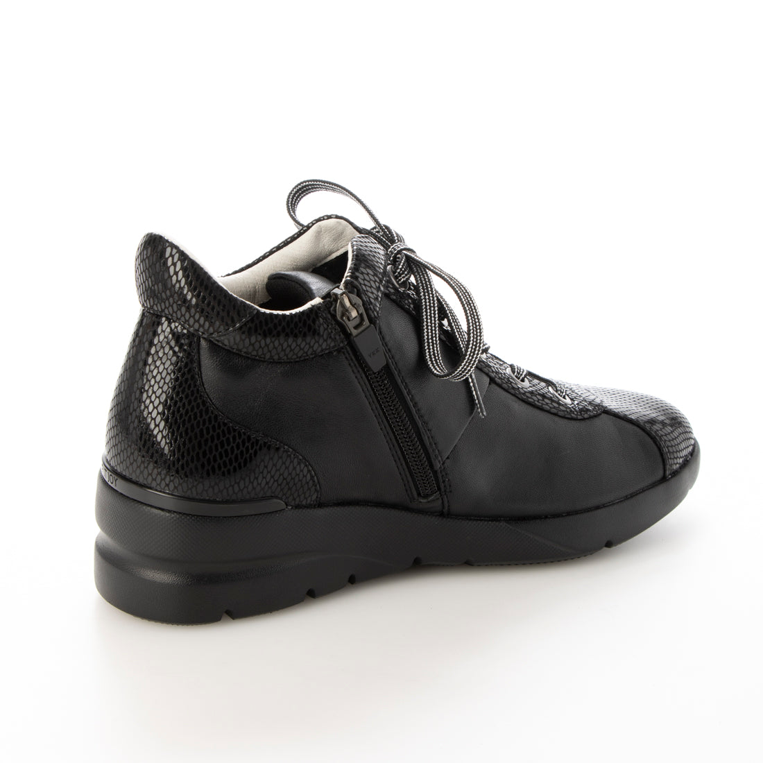 フィットジョイ FITJOY 軽量 mid cut スニーカー