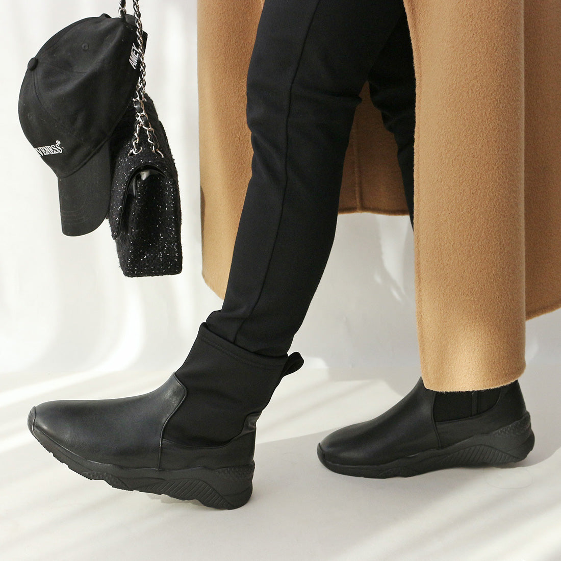Fin Thick-soled Nylon Boots [With Low-resilience Foam]