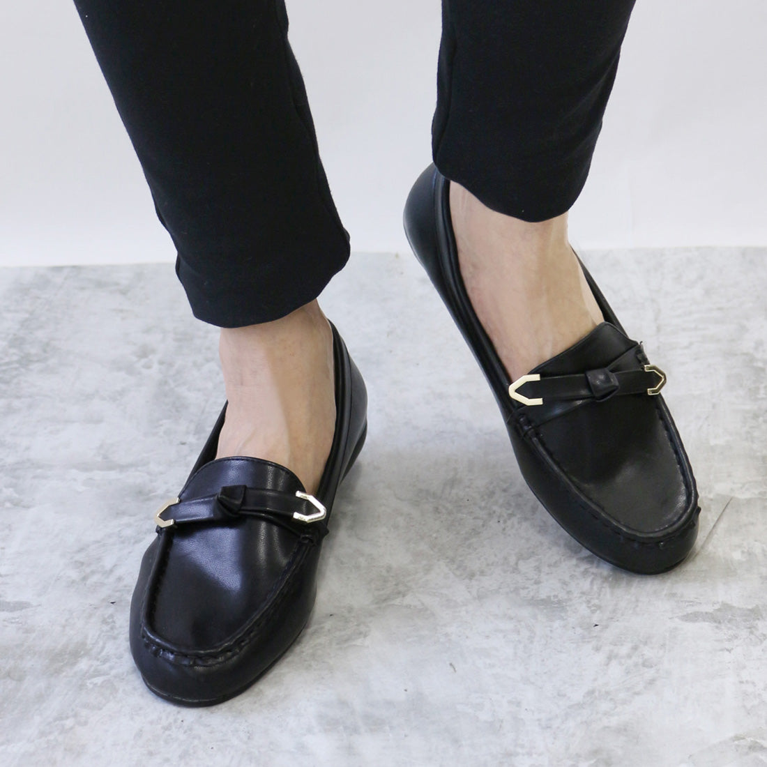 フィン Fin リボンモカシン【低反発スポンジ入り】