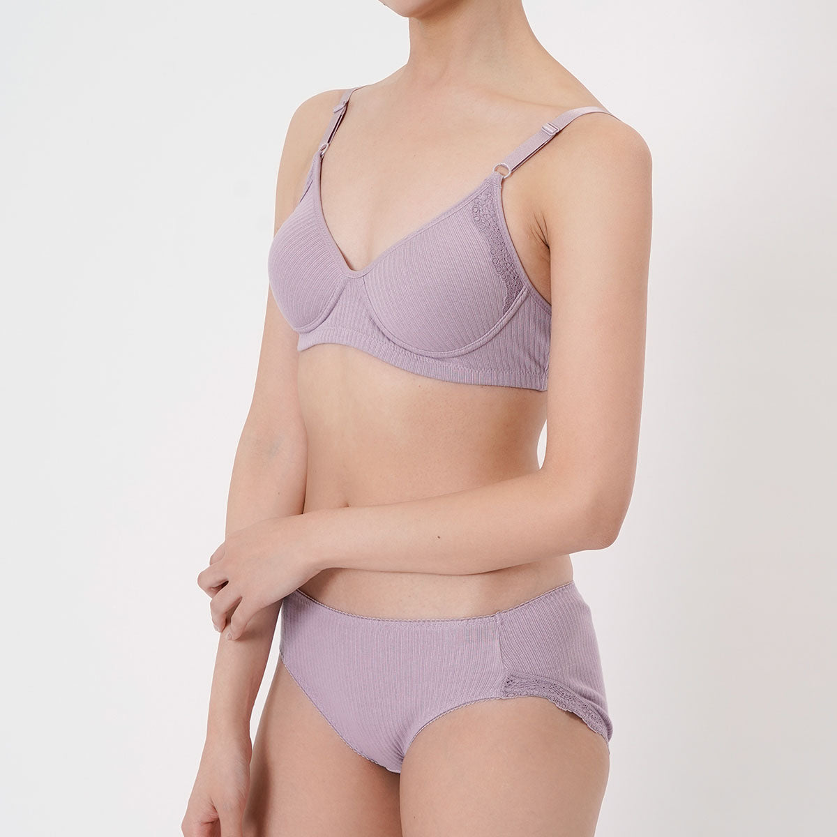 キハダ kihada 福助 【kihada(キハダ)】 モールドブラジャー 無地 一部レース リブ (75-3045)婦人 女性 レディース フクスケ fukuske ふくすけ （スイートホワイト021） スイートホワイト021