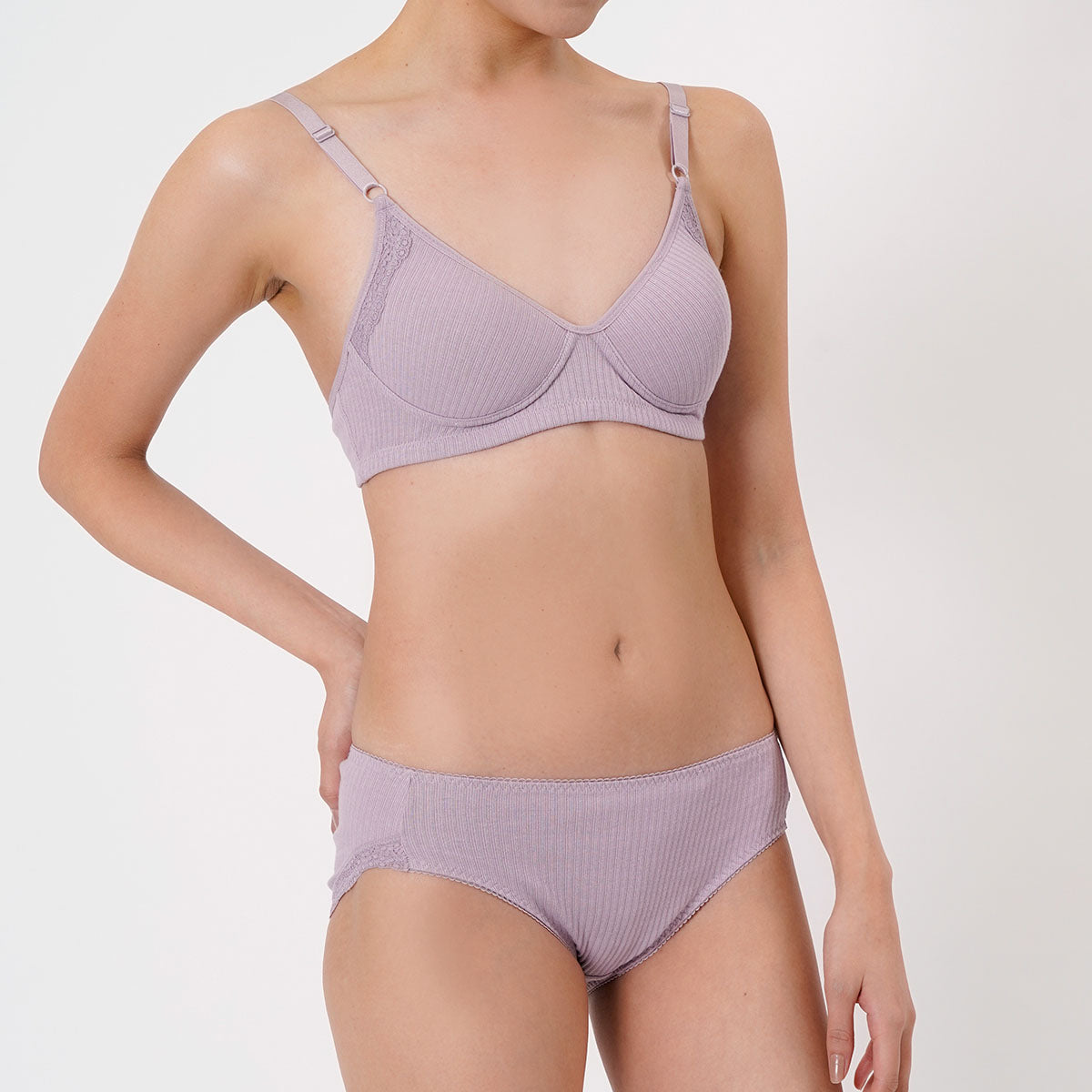 キハダ kihada 福助 【kihada(キハダ)】 モールドブラジャー 無地 一部レース リブ (75-3045)婦人 女性 レディース フクスケ fukuske ふくすけ （スイートホワイト021） スイートホワイト021