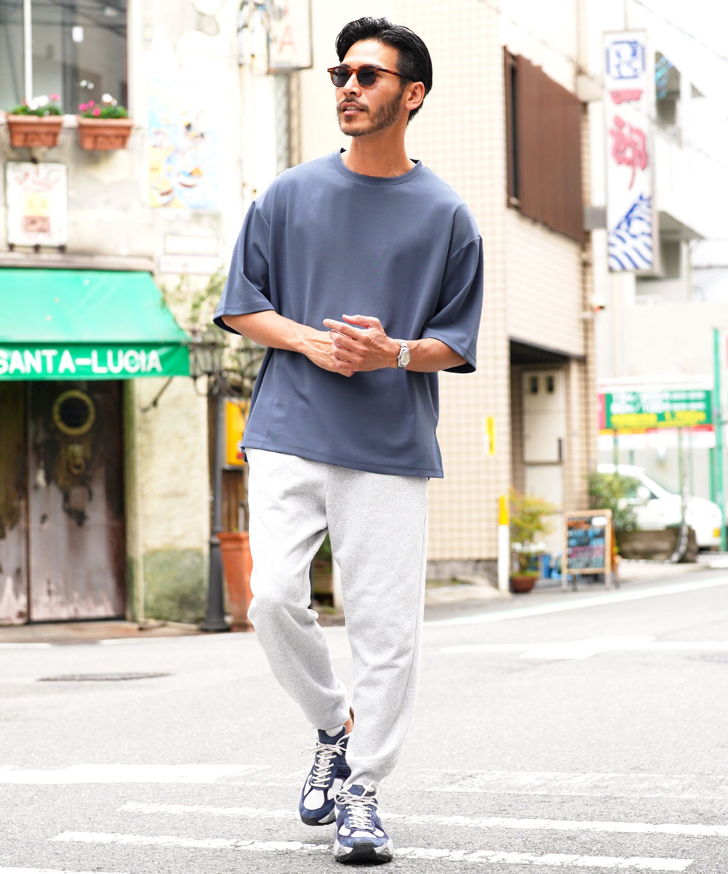 JIGGYS SHOP UV Cut Pearskin Hem Slit BIG T / T-shirt Men's Tee Short Sleeve Cut and Sew Top Big Silhouette Oversized Loose Stretch