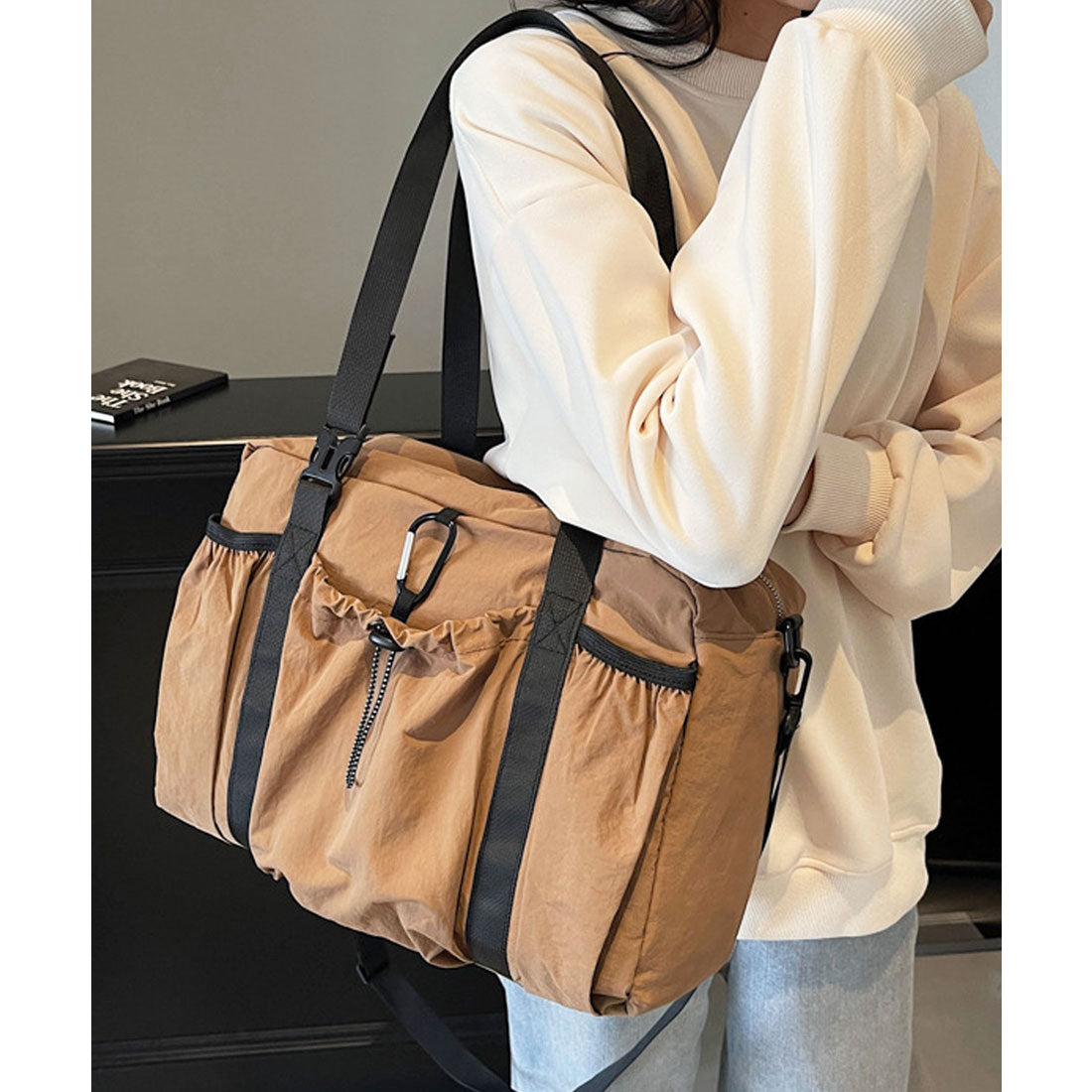 フロージュ florge 【A4収納可・軽い◎】2WAY ギャザーポケットカジュアルボストンバッグ/ショルダーバッグ （ブラウン） ブラウン