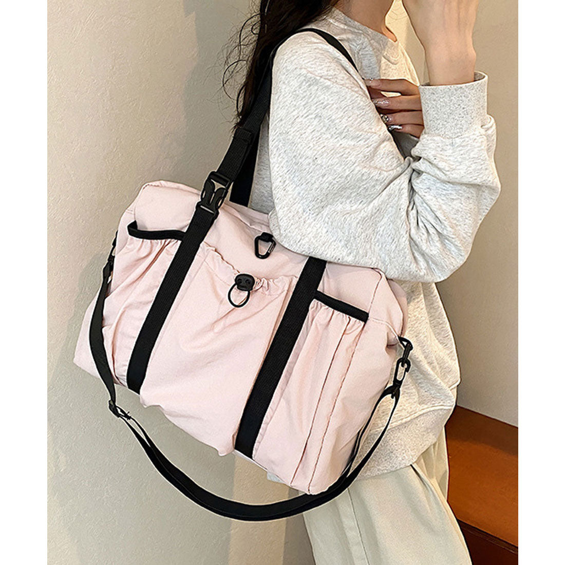 フロージュ florge 【A4収納可・軽い◎】2WAY ギャザーポケットカジュアルボストンバッグ/ショルダーバッグ （ベビーピンク） ベビーピンク