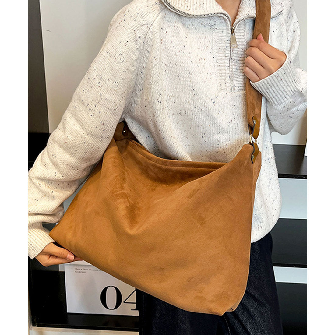 フロージュ florge 【2種類のワイドショルダー付】スエードタッチワンハンドルバッグ/ショルダーバッグ/トートバッグ(A4収納可) （モカ） モカ