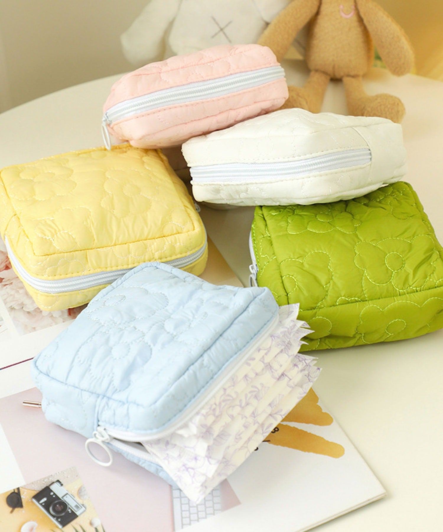 Floge [Large Capacity] Flower Quilted Fluffy Square Pouch/Makeup Pouch/Travel Pouch