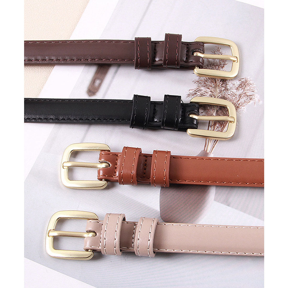 フロージュ florge レザータッチCバックル細めレディースベルト （モカ） モカ