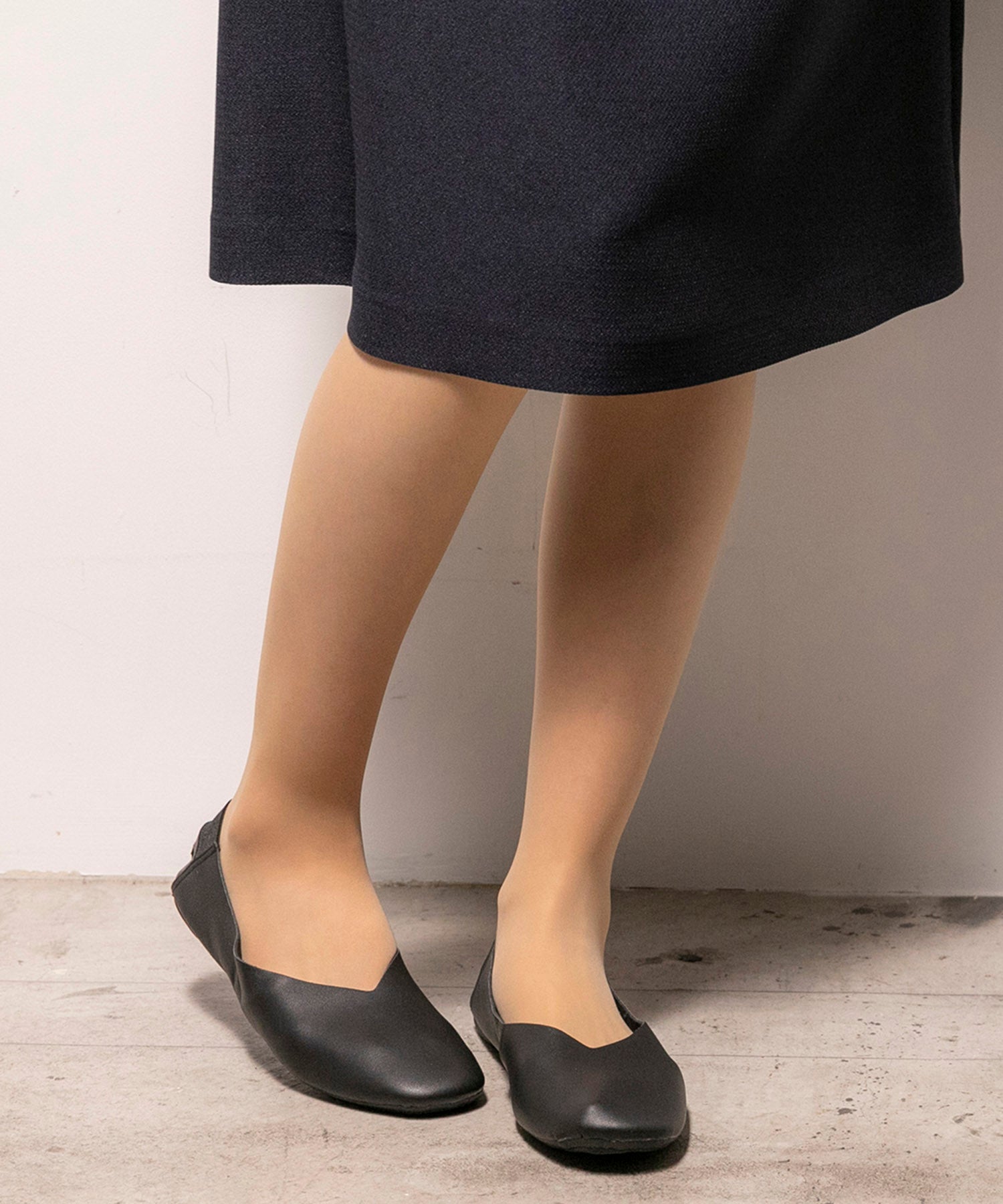 フォルムフォルマ form forma M（23.0～24.5cm）【Vカットデザイン】折りたたみ携帯スリッポン（入学式・卒業式・セレモニー） （黒） 黒