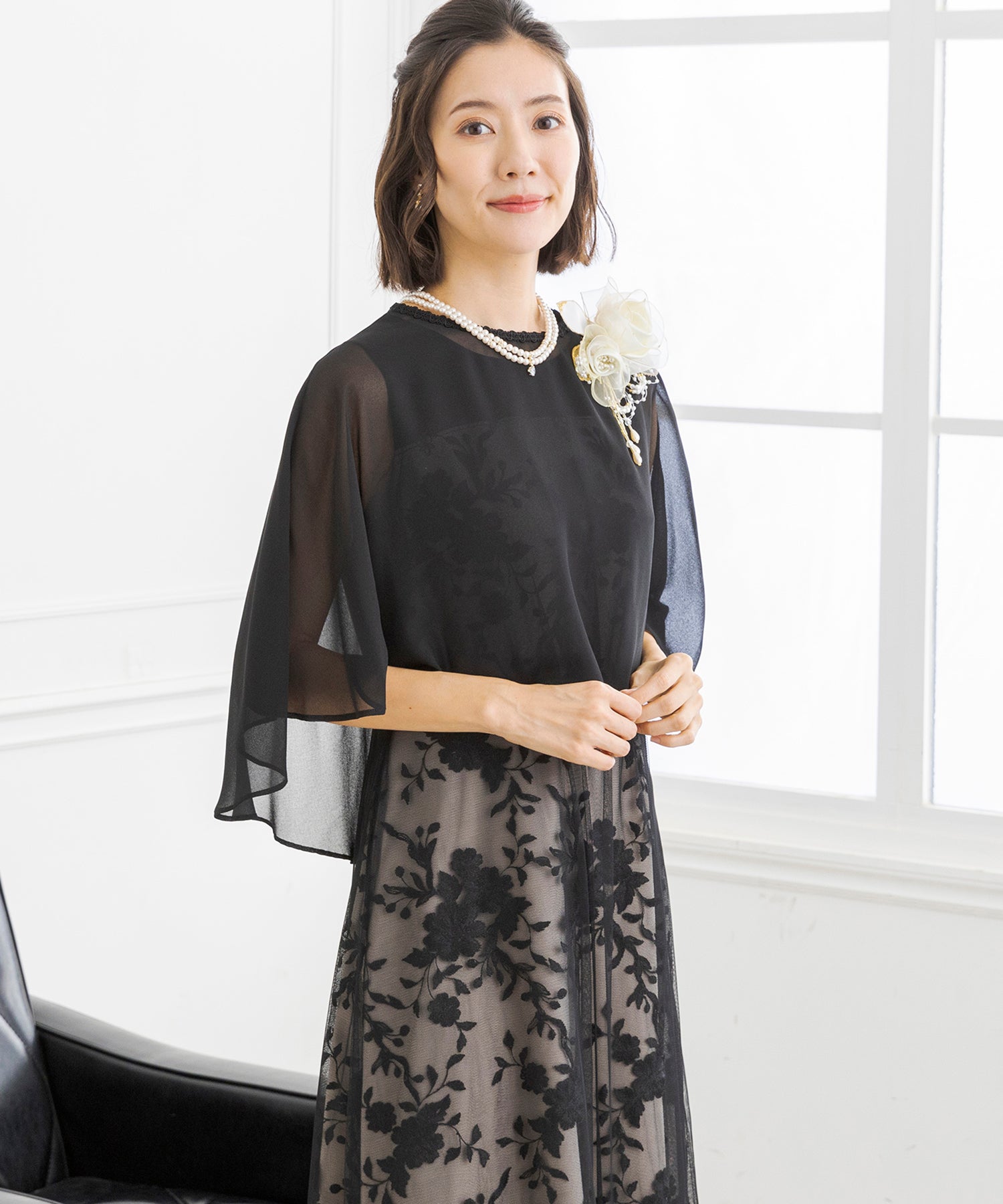 フォルムフォルマ form forma 外套與蕾絲裙兩件套《母親禮服》/派對/郵輪/婚禮/二次會/音樂會/發表會