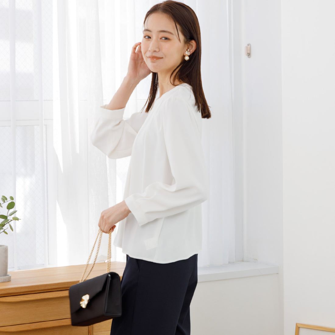 フォルムフォルマ form forma 【卒入学式で使える】タックデザイン ブラウス/長袖/セレモニー/卒業式/入学式/学校行事/オフィス