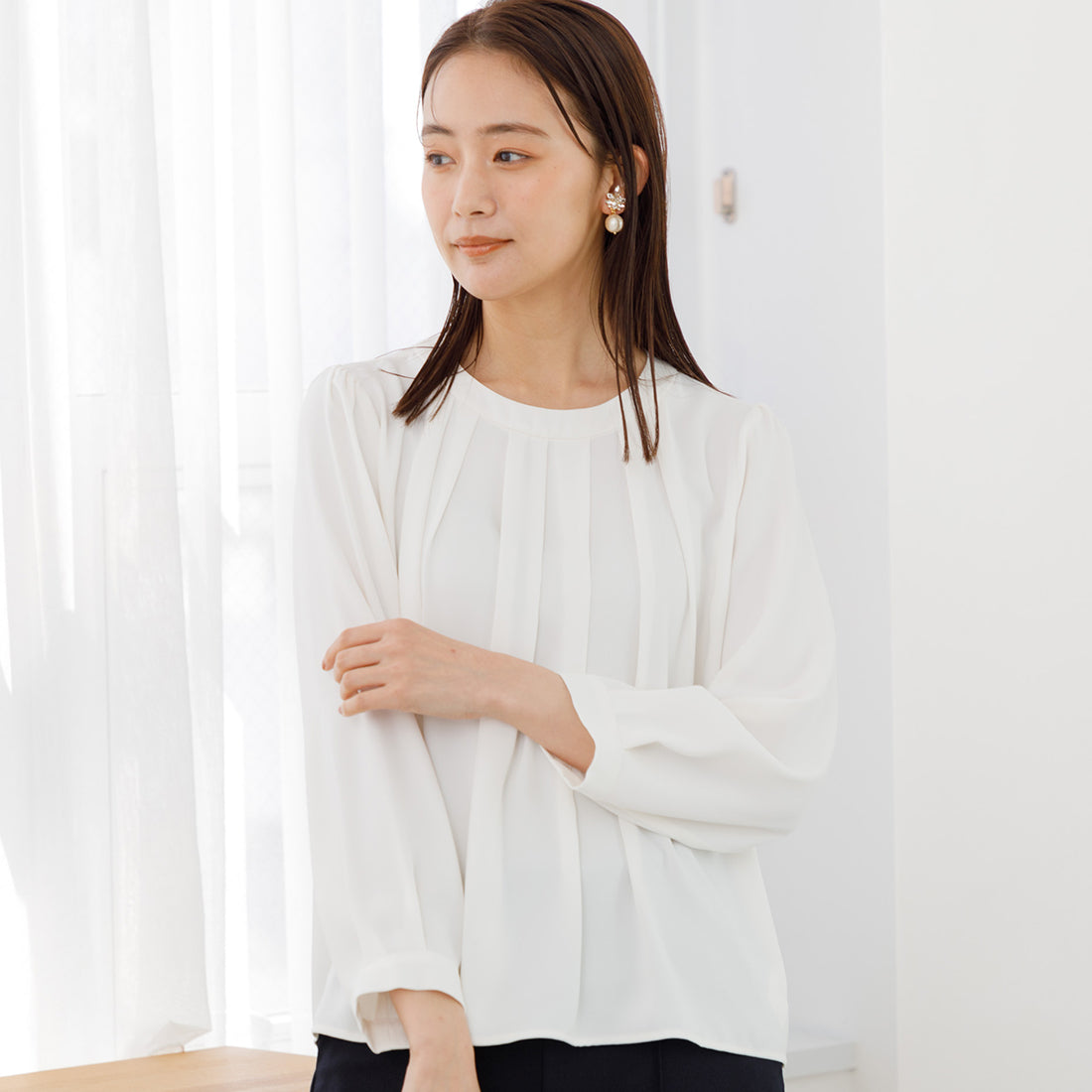 フォルムフォルマ form forma 【卒入学式で使える】タックデザイン ブラウス/長袖/セレモニー/卒業式/入学式/学校行事/オフィス