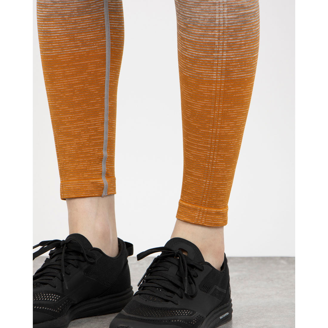 フォクシー FOXXIE エナジー レギンス （ORANGE） ORANGE