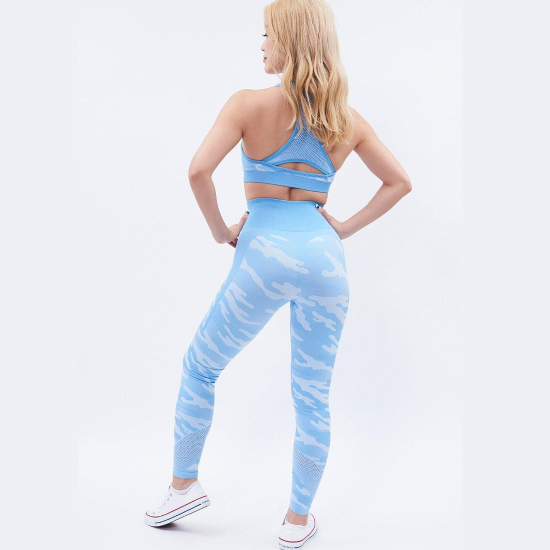 フォクシー FOXXIE カモ シームレス レギンス （BLUE） BLUE