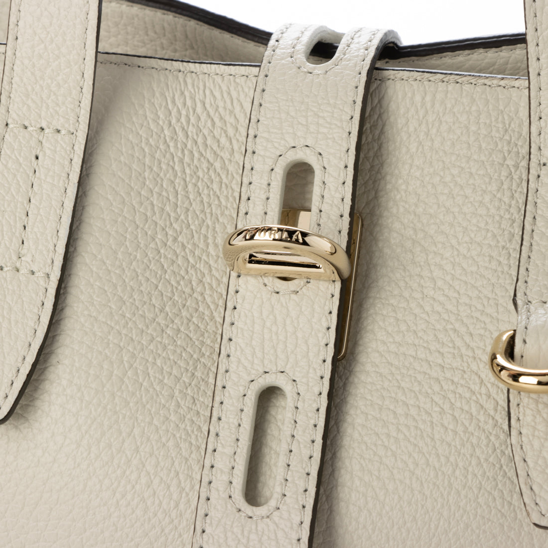 フルラ FURLA バッグ （ホワイト） 他