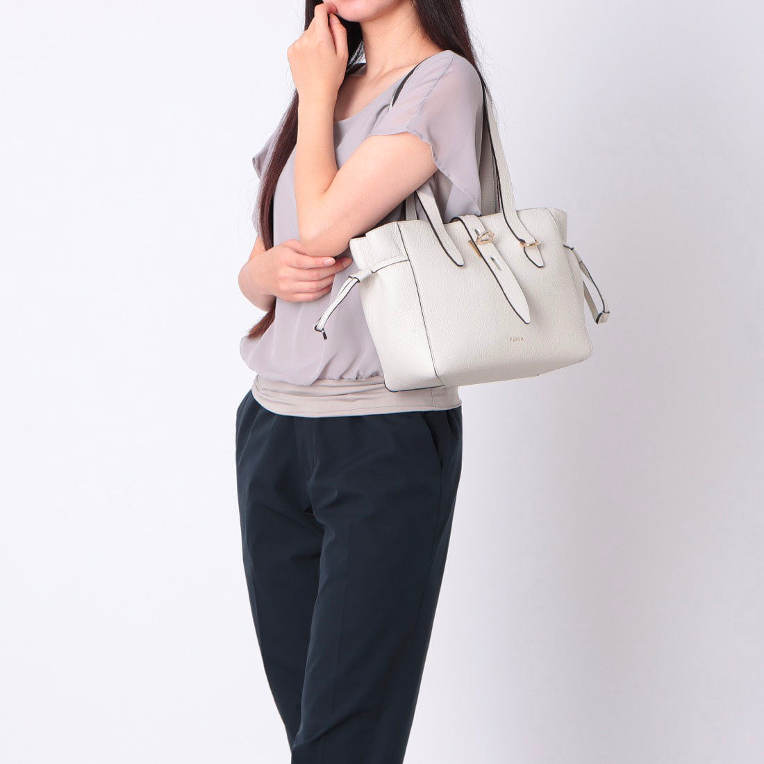 フルラ FURLA バッグ （ホワイト） 他