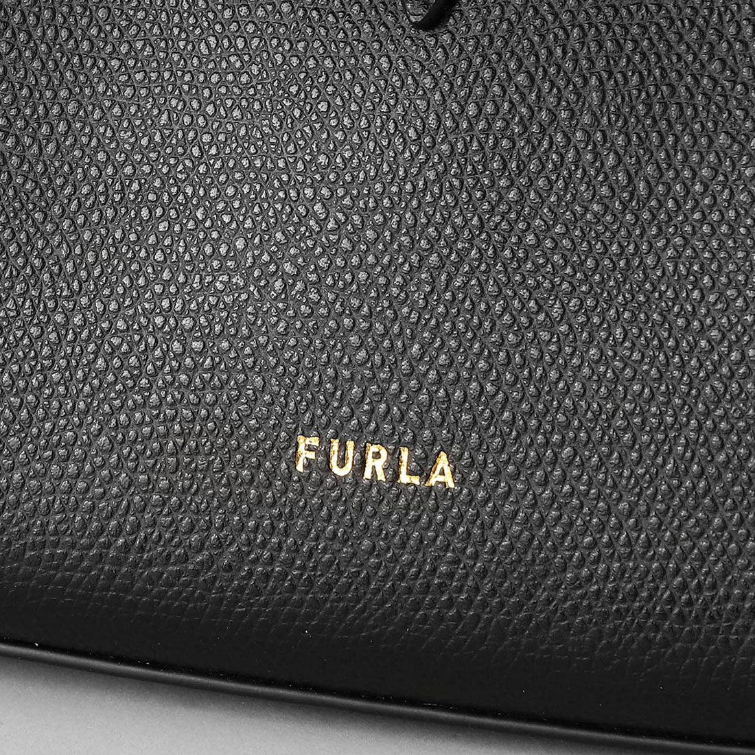 フルラ FURLA ハンドバッグ イリデ HOBO BAG  WE00820-ARE000-O6000-1-007 （ネロ） ネロ