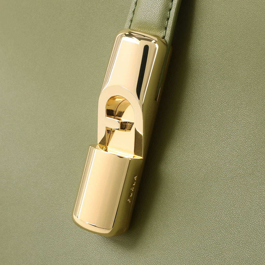 フルラ FURLA トートバッグ ゴッチャ TOTE BAG M WB01499 BX3104 4555S 1 007 （アボカド） アボカド