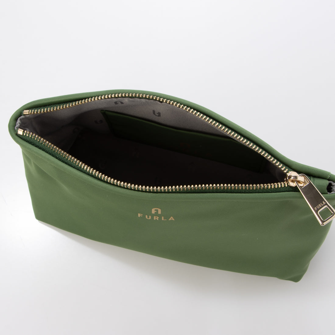 フルラ FURLA ポーチ