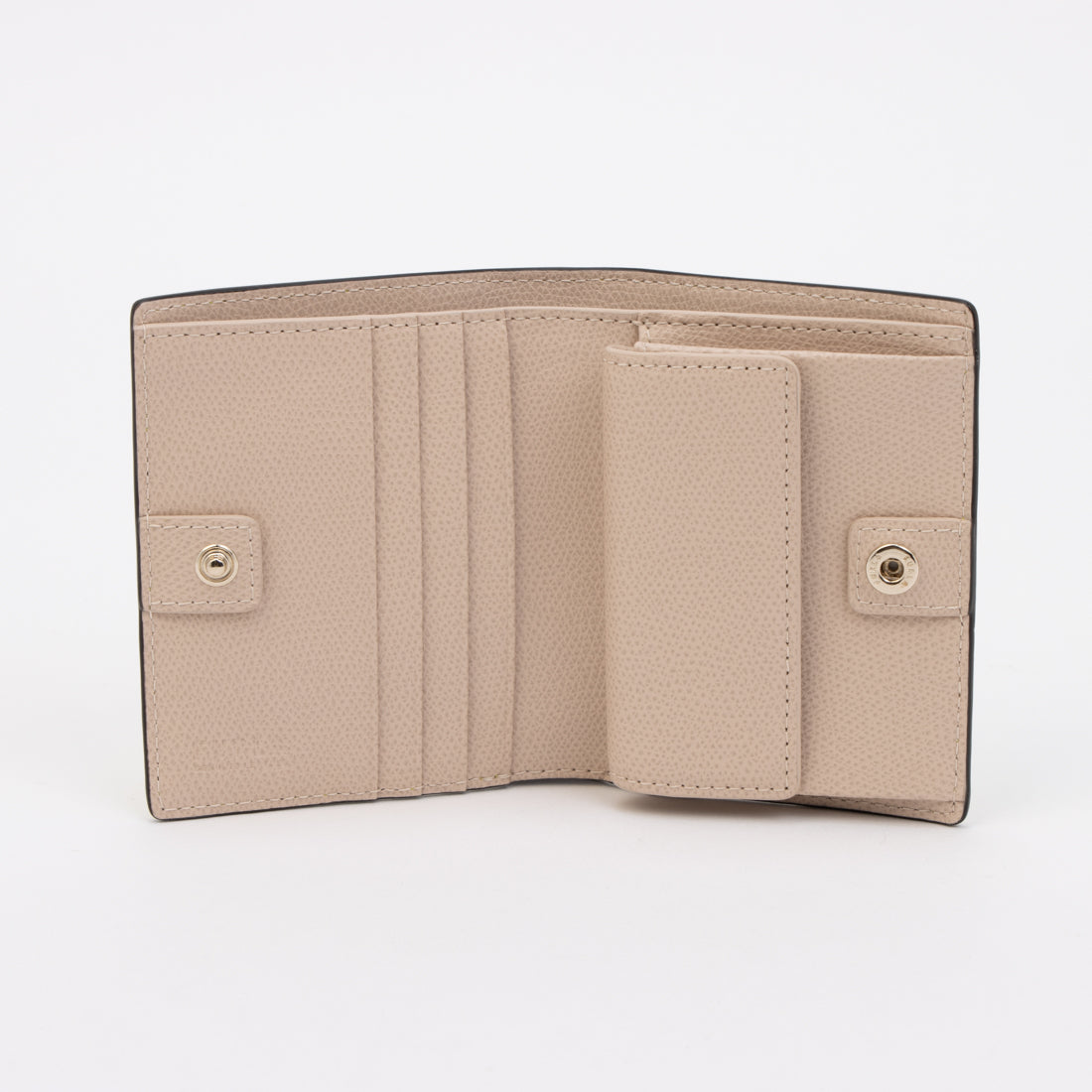 フルラ FURLA 財布