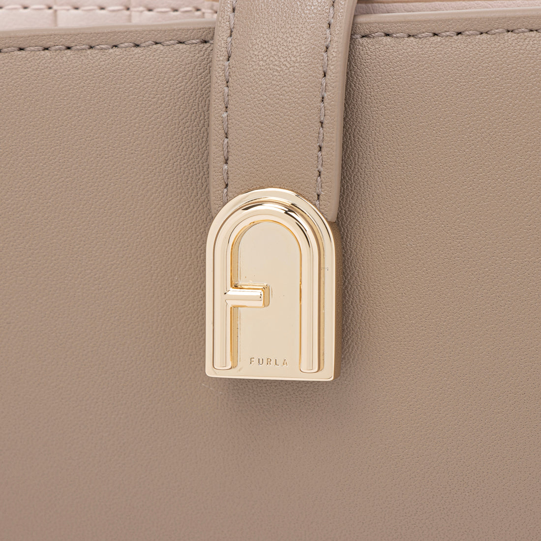 フルラ FURLA 財布 （他） 他