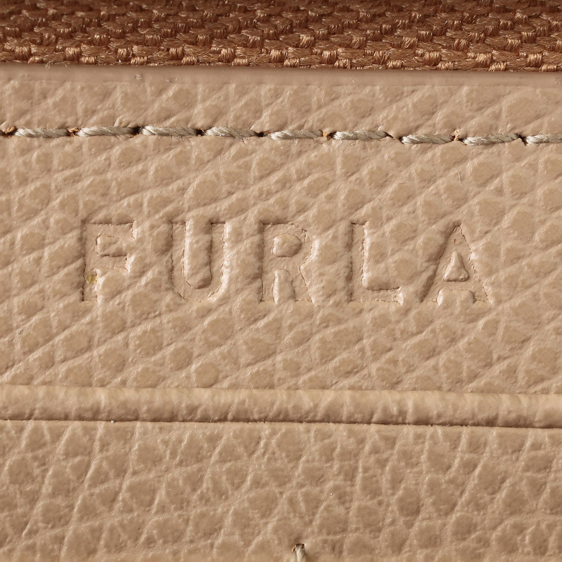 フルラ FURLA 長財布(ラウンドファスナー) カメリア XL ZIP AROUND WALLET WP00313 ARE000 1257S 1 007 （グレージュ） グレージュ