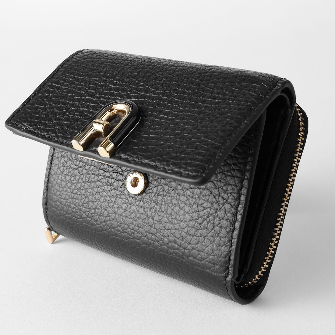 フルラ FURLA 3つ折り財布 イデア コンパクトウォレット S WP00590 HSF000 O6000 9 135 （ネロ） ネロ