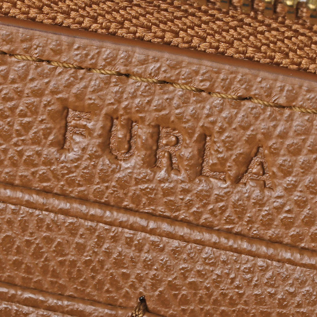 フルラ FURLA 長財布(ラウンドファスナー) カメリア XL ZIP AROUND WALLET WP00313 ARE000 03B00 1 007 （アペリティーヴォ/クリスタッロ） アペリティーヴォ/クリスタッロ