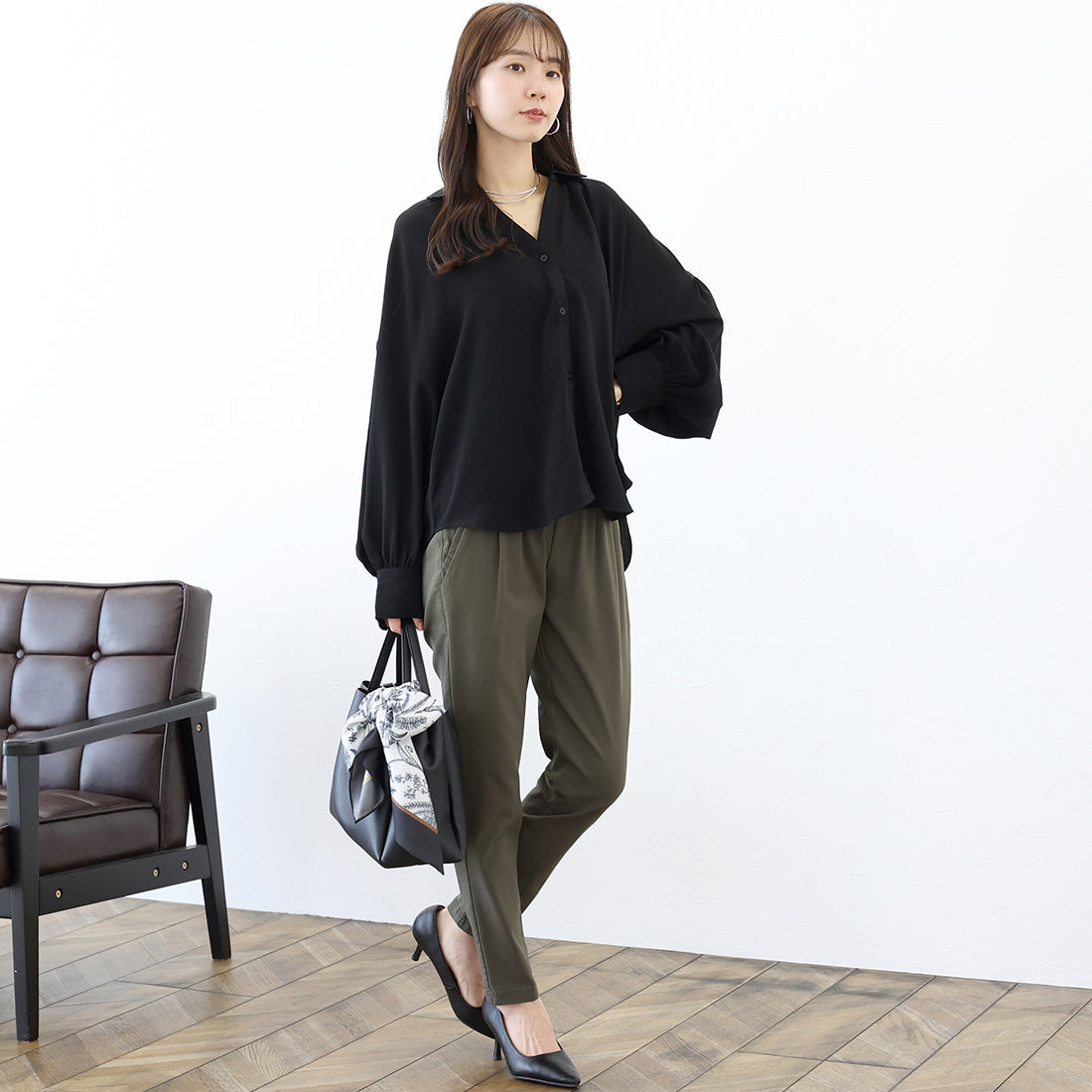 アレッタ ヴィータ Aletta vita 極伸びストレッチテーパードパンツ （ブラック） ブラック