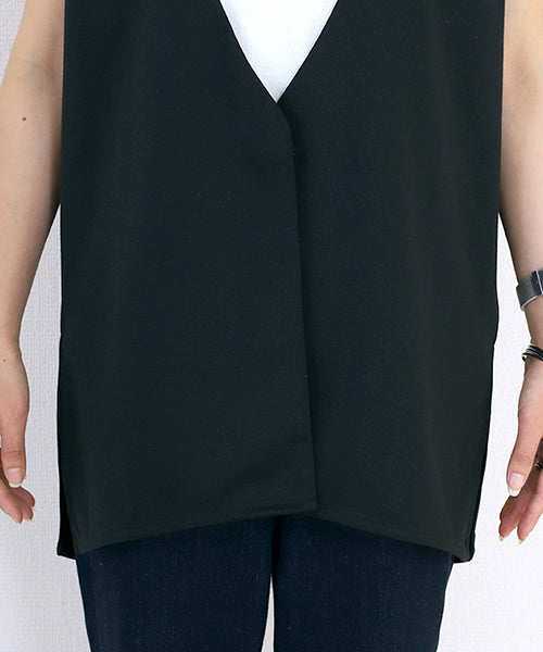Aletta vita Deep V Vest with Back Tucks