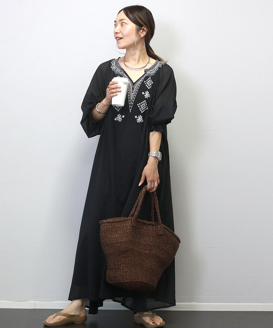 アレッタ ヴィータ Aletta vita 綿ボイル刺繍ロングワンピース