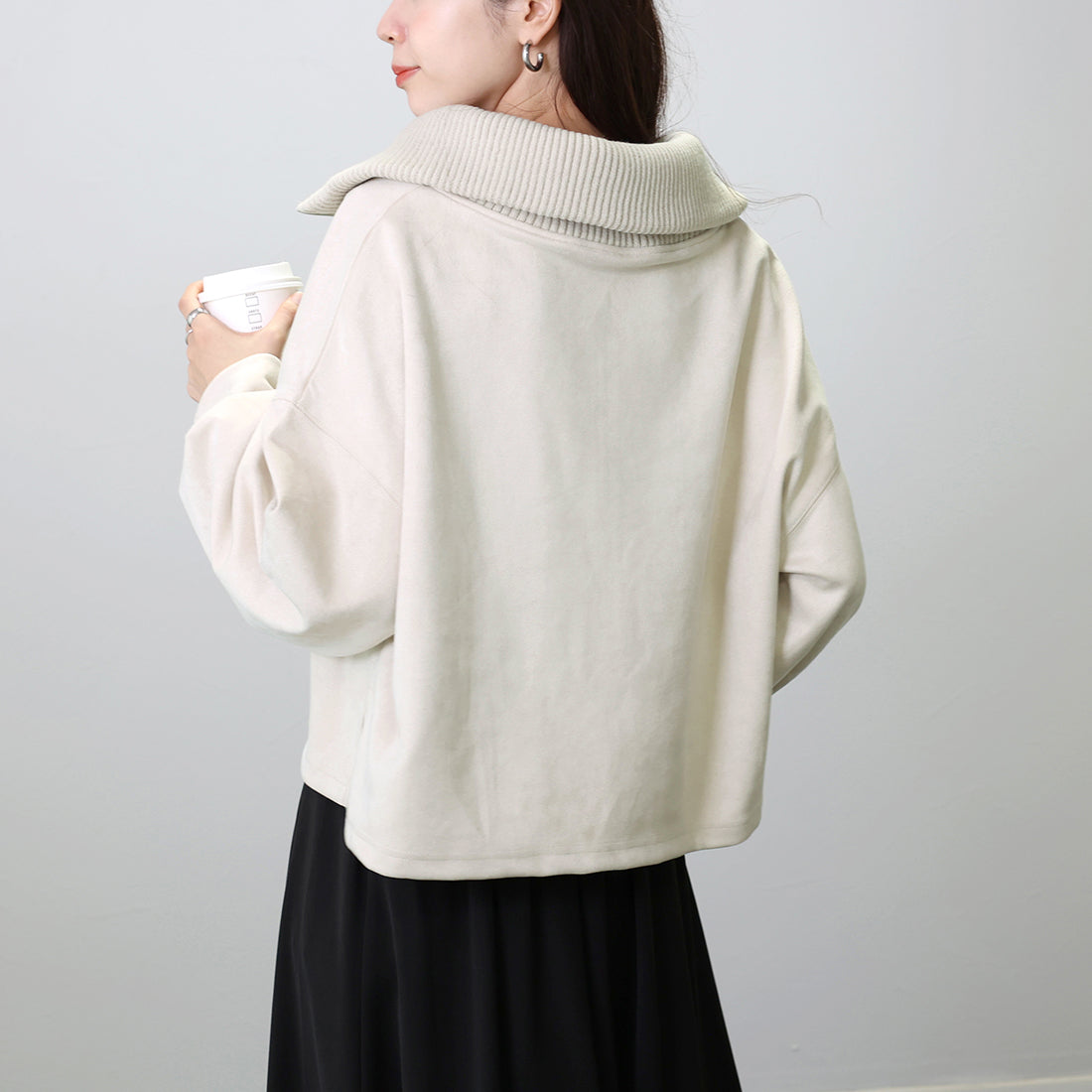 阿蕾塔·維塔 Aletta vita 麂皮彈力半拉鍊套頭衫