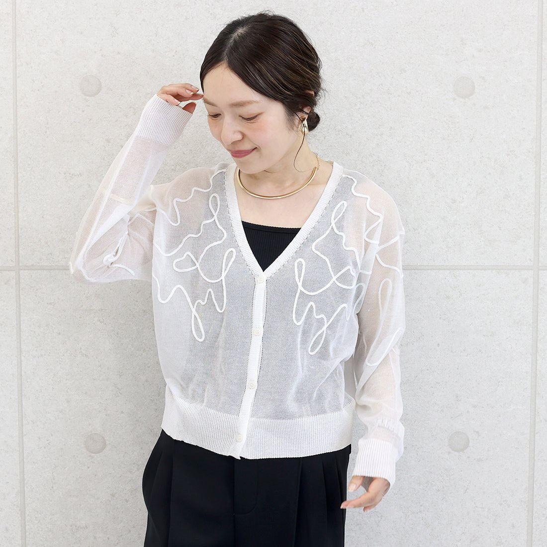 アレッタ ヴィータ Aletta vita コード刺繍Vネックカーディガン （ネイビー） ネイビー