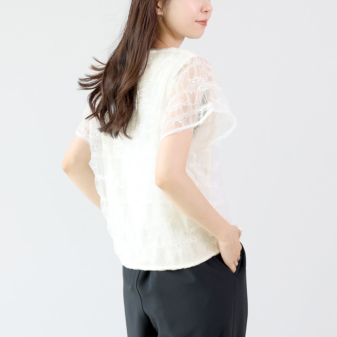 アレッタ ヴィータ Aletta vita レースレイヤードプルオーバー （オフホワイト） オフホワイト