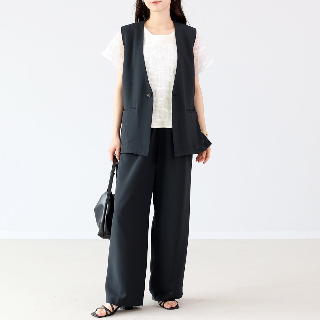 アレッタ ヴィータ Aletta vita レースレイヤードプルオーバー （オフホワイト） オフホワイト