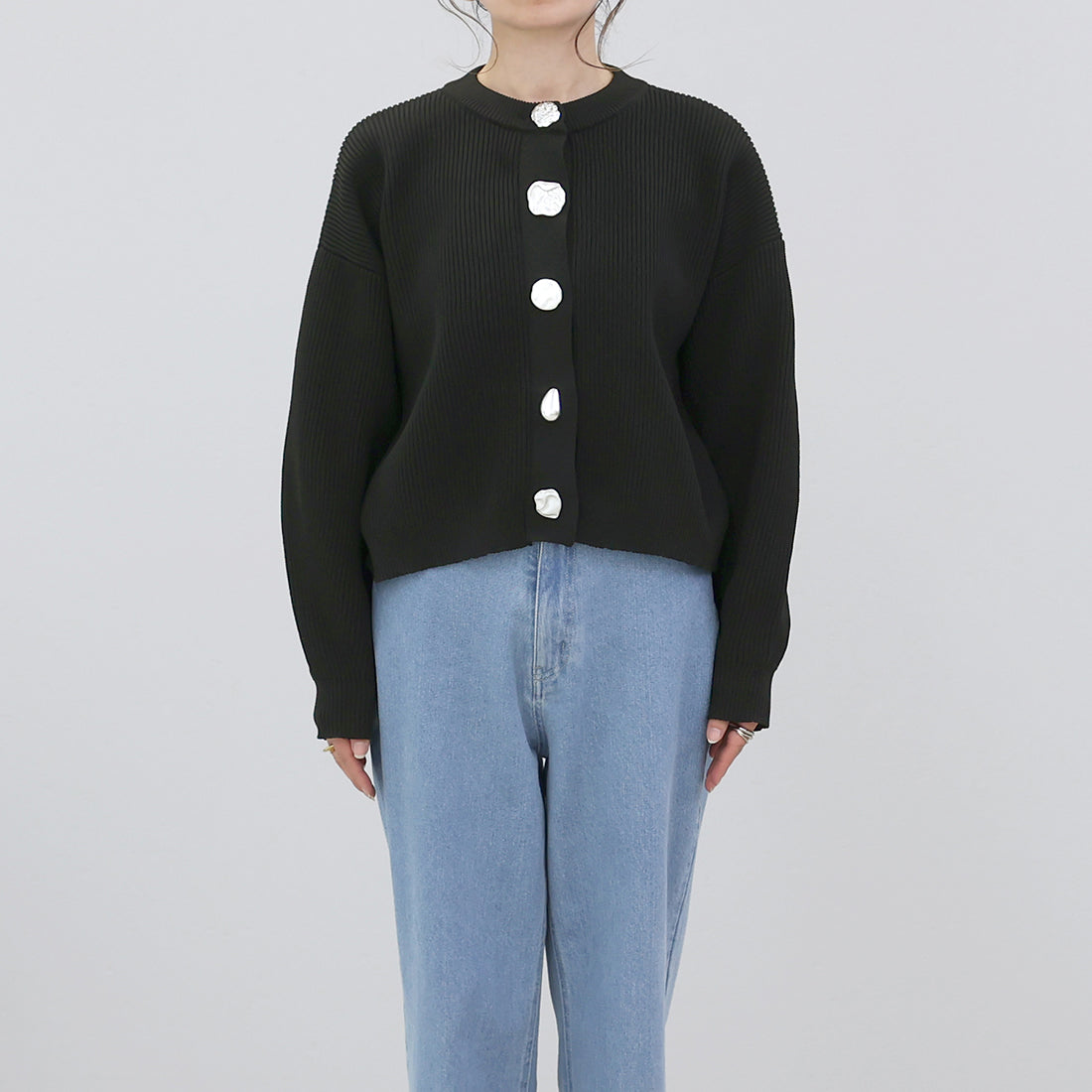 アレッタ ヴィータ Aletta vita 片畦編みマルチボタンニットカーディガン （アイボリー） アイボリー