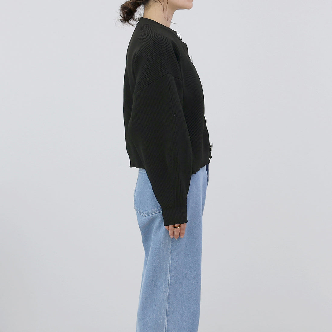 アレッタ ヴィータ Aletta vita 片畦編みマルチボタンニットカーディガン （アイボリー） アイボリー