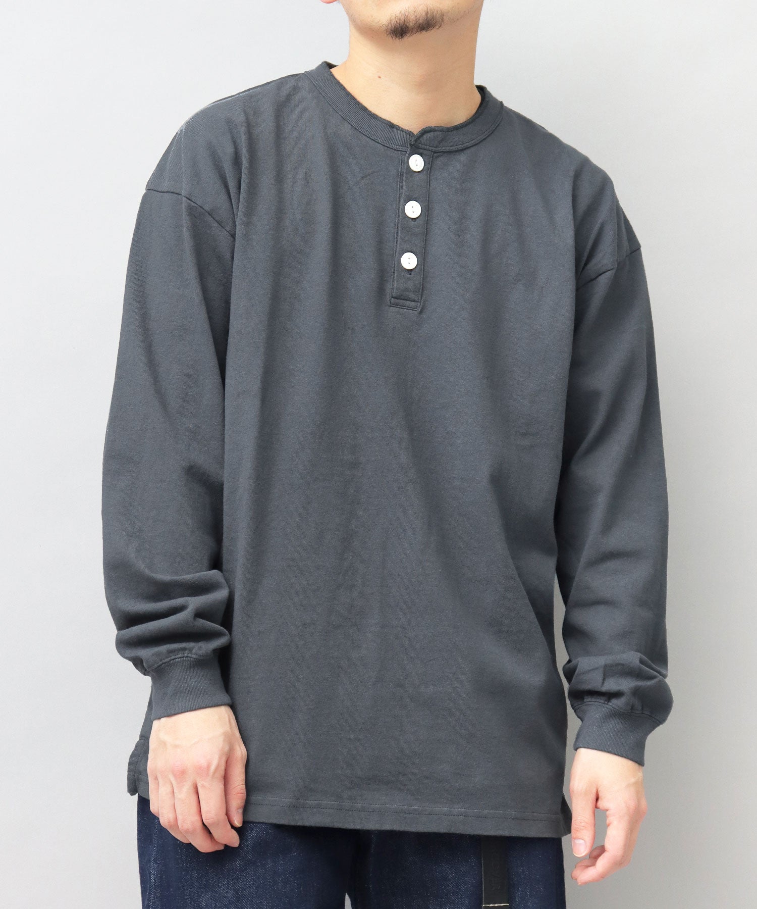 グッドウェア GOODWEAR USAコットン ヘンリーネック ロングスリーブTシャツ ロンT 長袖 レギュラーシルエット （スレートブルー） スレートブルー