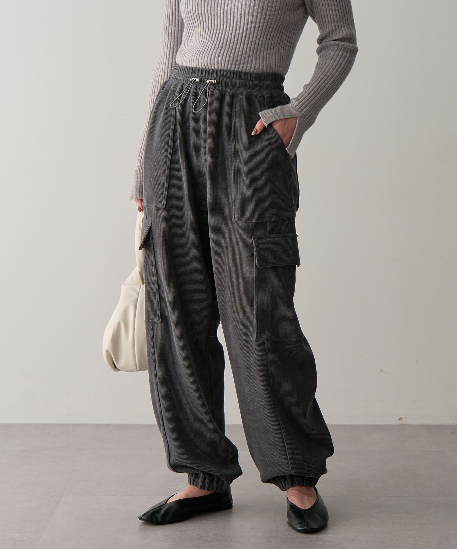 green Parks Green Parks ・ELENCARE DUE Corduroy Cargo Pants