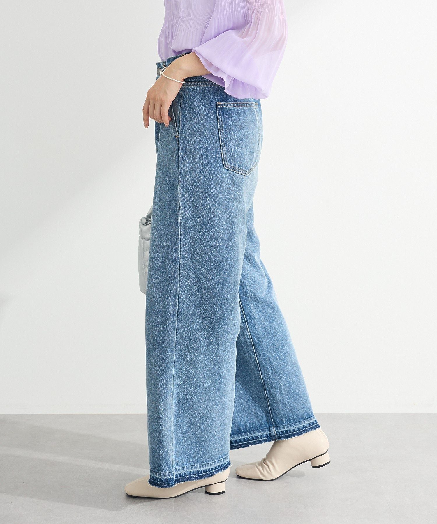 グリーン パークス Green Parks タックワイドデニムパンツ （ホワイト） ホワイト