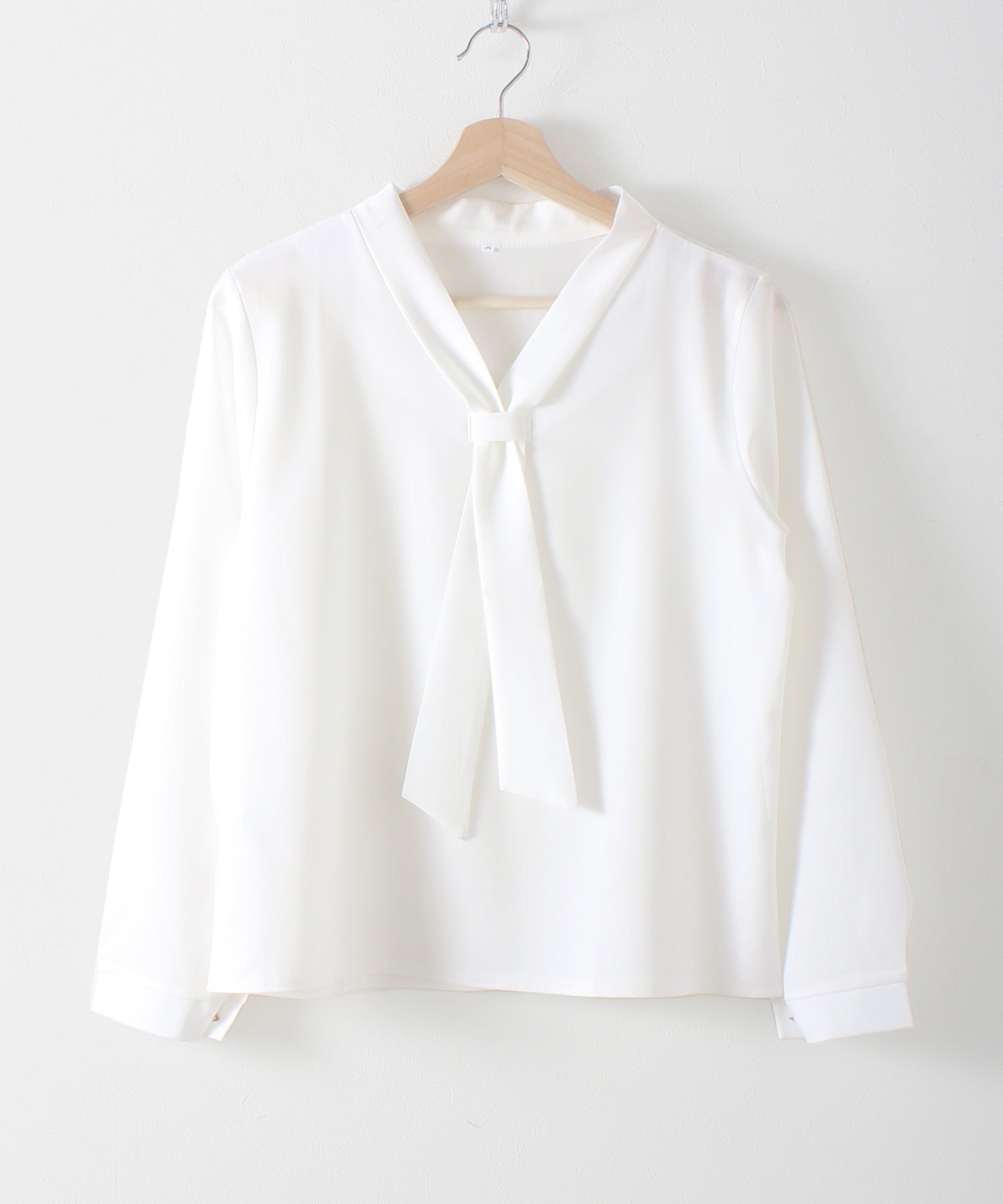 Grandeil Grandeir Long Sleeve Bow Thai Nai上衣