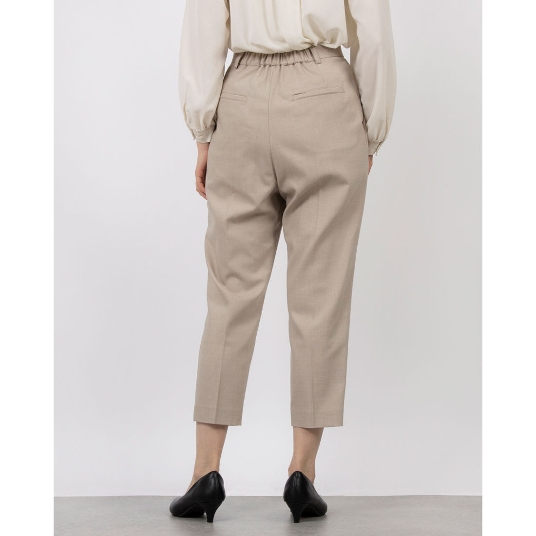 グレイッシュ Grayish ルミレットストレッチテーパードパンツ グレー