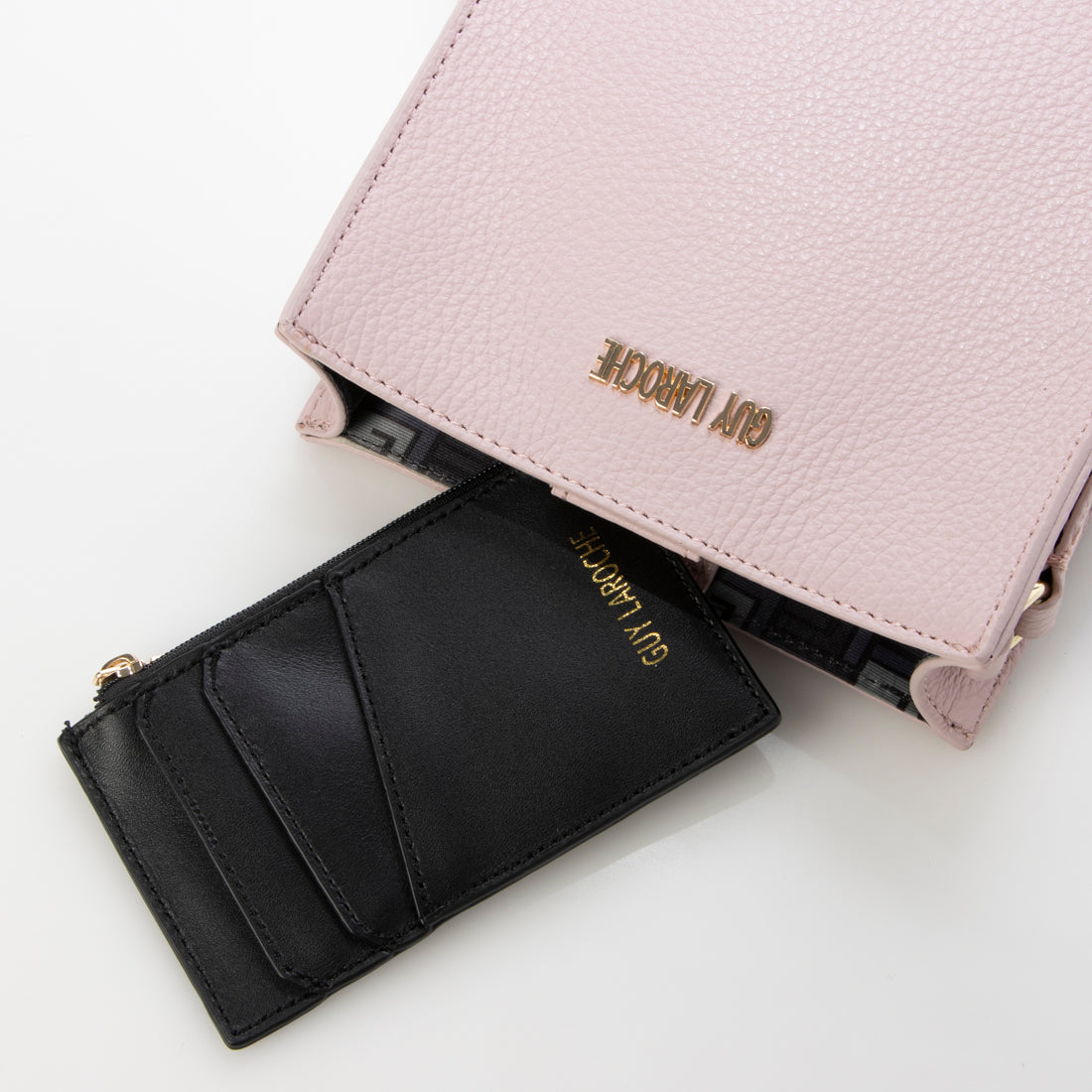 ギ ラロッシュ Guy Laroche イタリアンレザー 牛革カードケース付き ショルダーバッグ