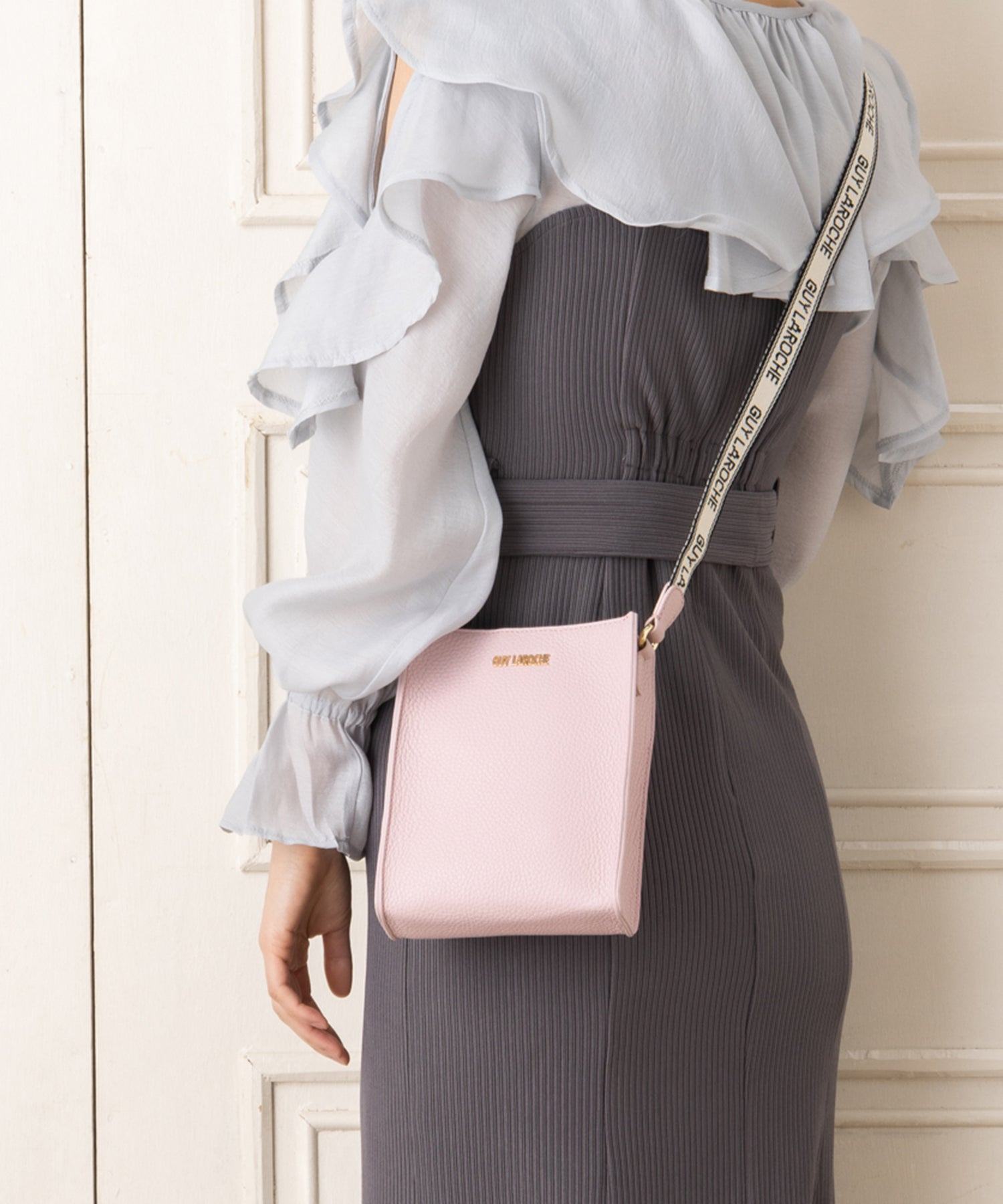 ギ ラロッシュ Guy Laroche イタリアンレザー 牛革カードケース付き ショルダーバッグ