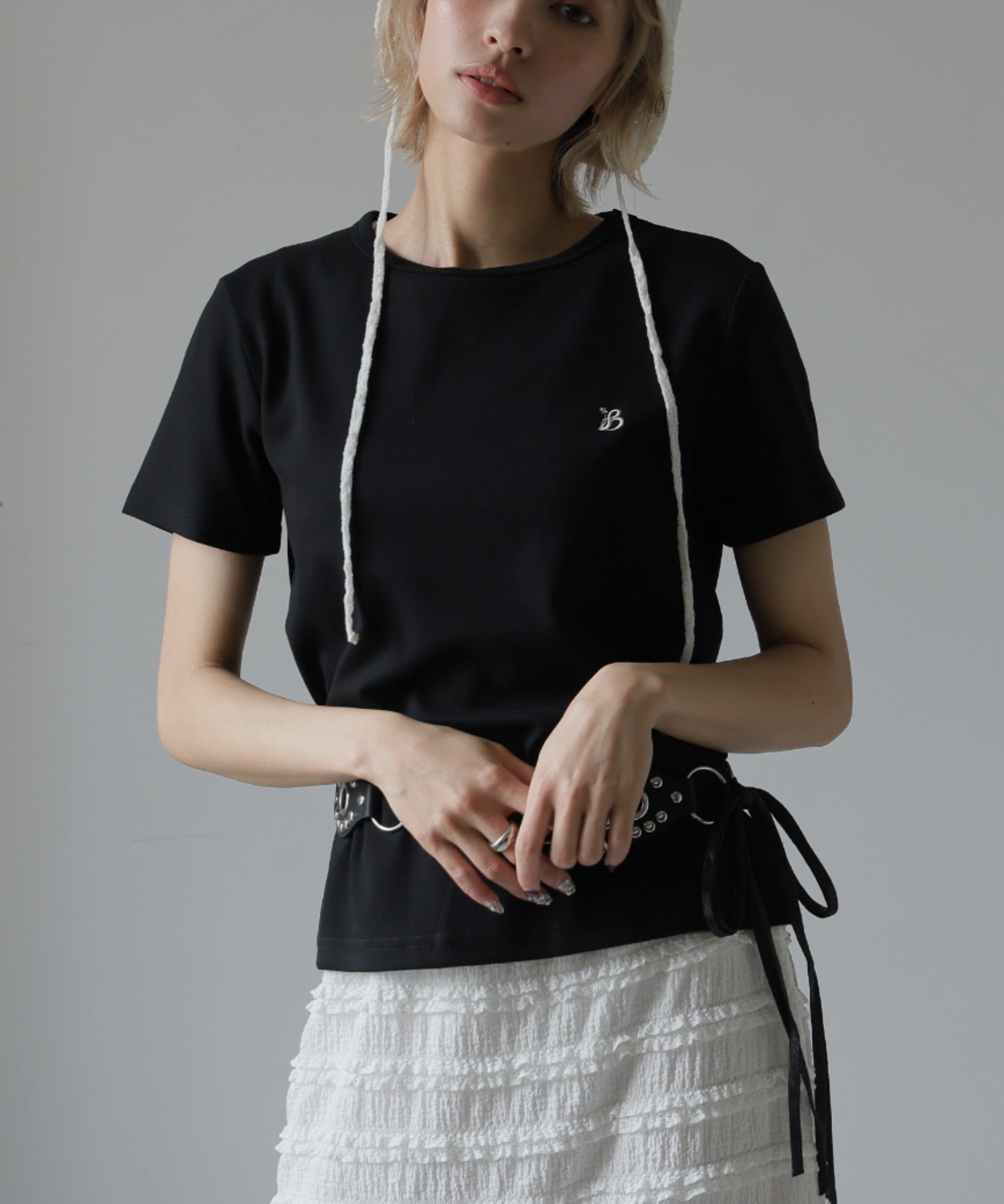 ガーリードール Girly Doll ワンポイント刺繍Tシャツ （ブラック） ブラック