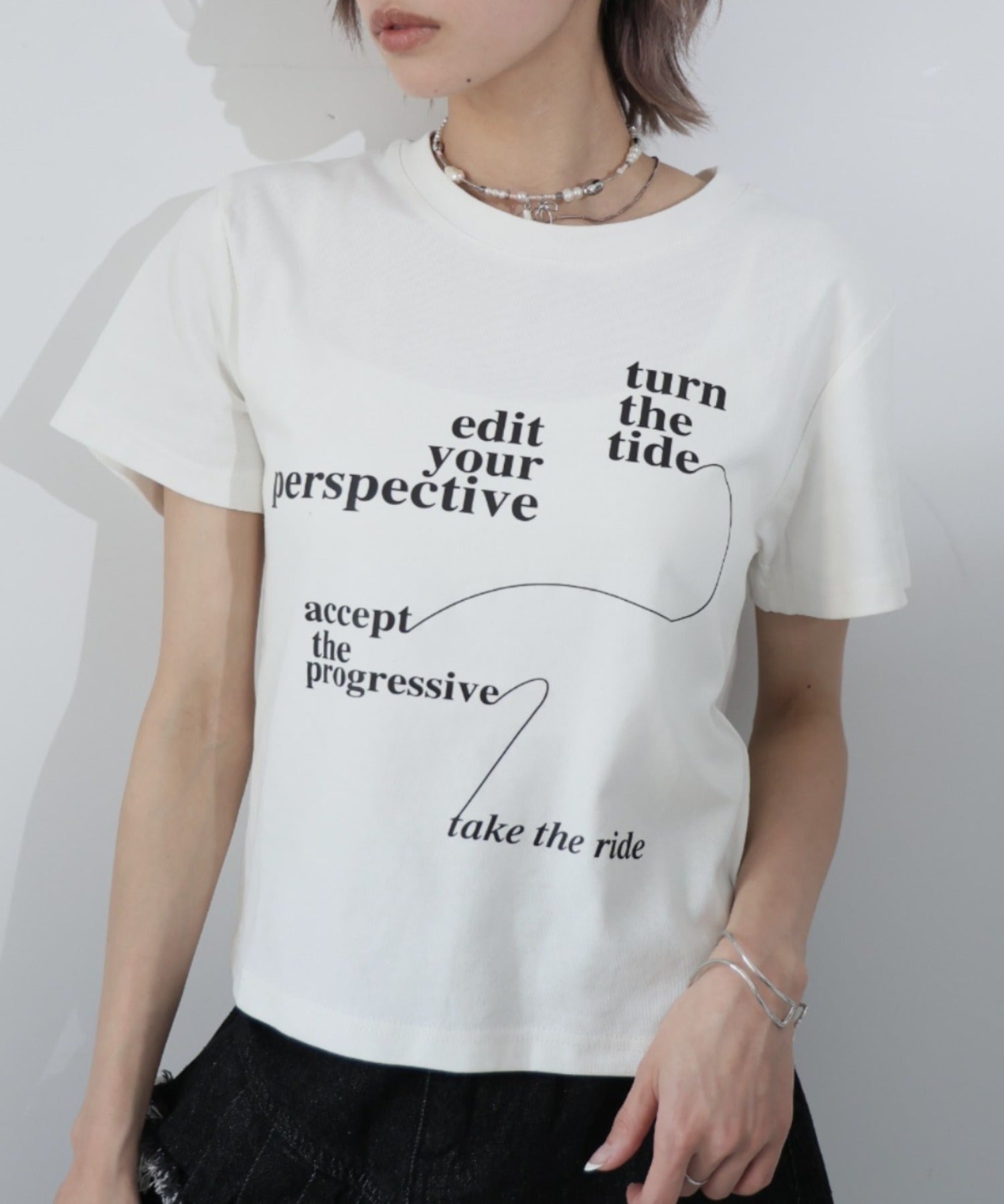 ガーリードール Girly Doll ロゴプリントコンパクトTシャツ （ホワイト） ホワイト