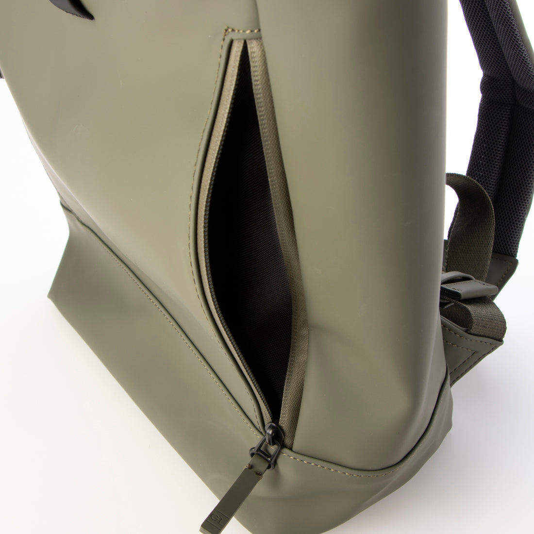 GASTON LUGA GASTONLUGA Rullen 11-13 inch Backpack Bag Commuting School Business Lightweight Waterproof Vegan Leather Scandinavian Design Men's Women's Unisex Business Casual Popular High-end Elegant Stylish Celebration Gift Present