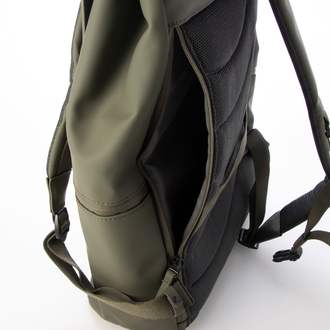 ガストンルーガ GASTON LUGA GASTON LUGA ガストンルーガ Splash スプラッシュ 11-16インチ  バックパック リュック カバン 通勤 通学 出張 軽量 防水 ビーガンレザー 北欧デザイン メンズ レディース ユニセックス ビジネス カジャル 人気 高級 エレガント おしゃれ お祝い ギフト プレゼント 贈り物